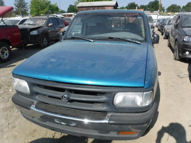 Б/у воздухоочиститель в сборе подходит: 1996 Mazda B-2300 класса A - Изображение 2 из 4