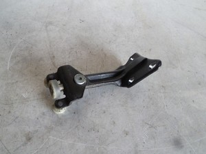 VW CRAFTER MB SPRINTER W906 EZ10 BUS ROLLENFÜHRUNG SCHIEBETÜR HALTER A9067600147