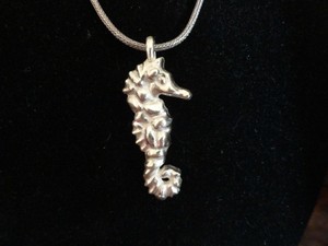 Sterling-Silver-sea-horse-large-penadat