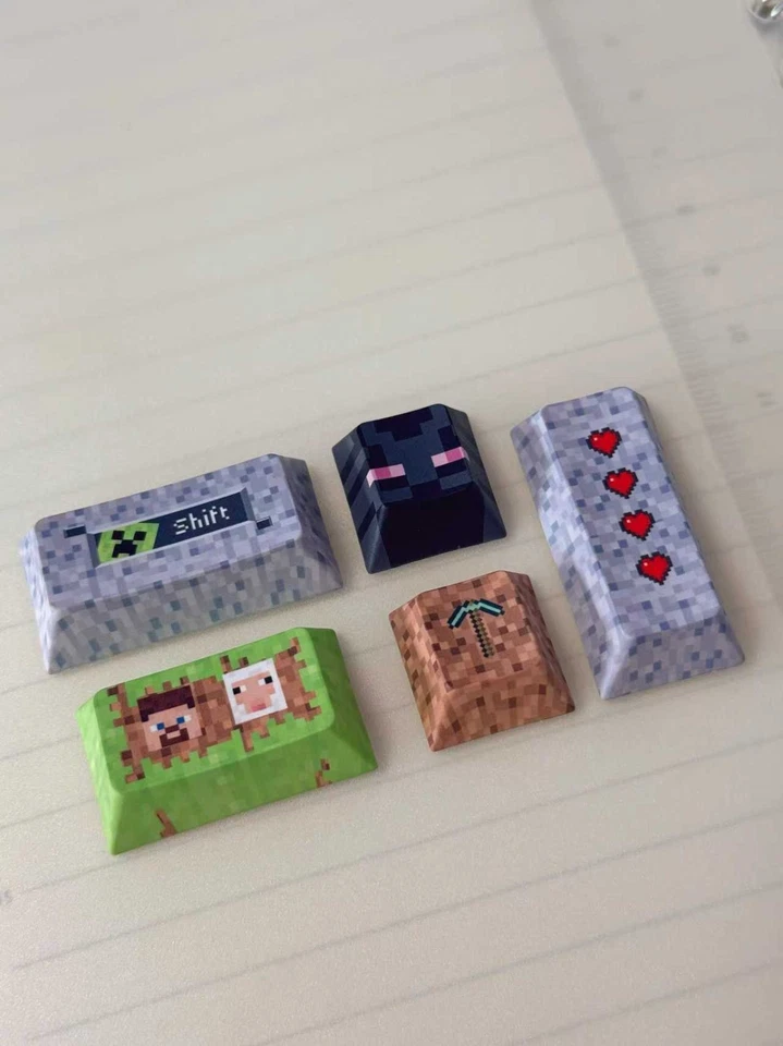 Minecraft – Pixel World Dirt Block | Cherry Profile | PBT Keycap Set - Image 2 of 4