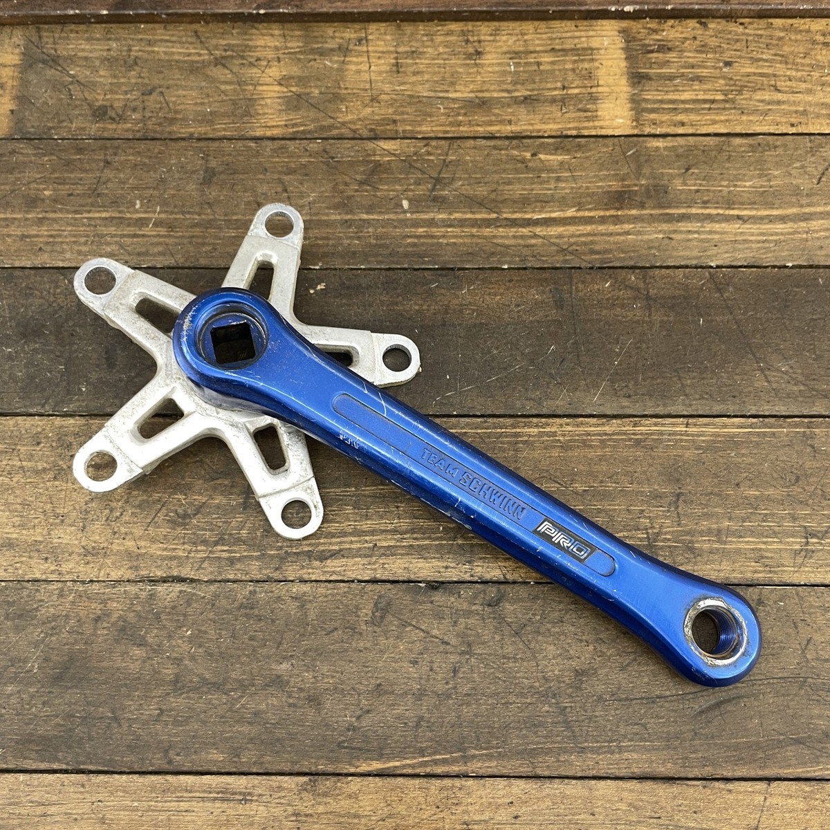 Vintage Team Schwinn BMX Crank Arm Blue 170mm RIGHT 110 BCD Sugino