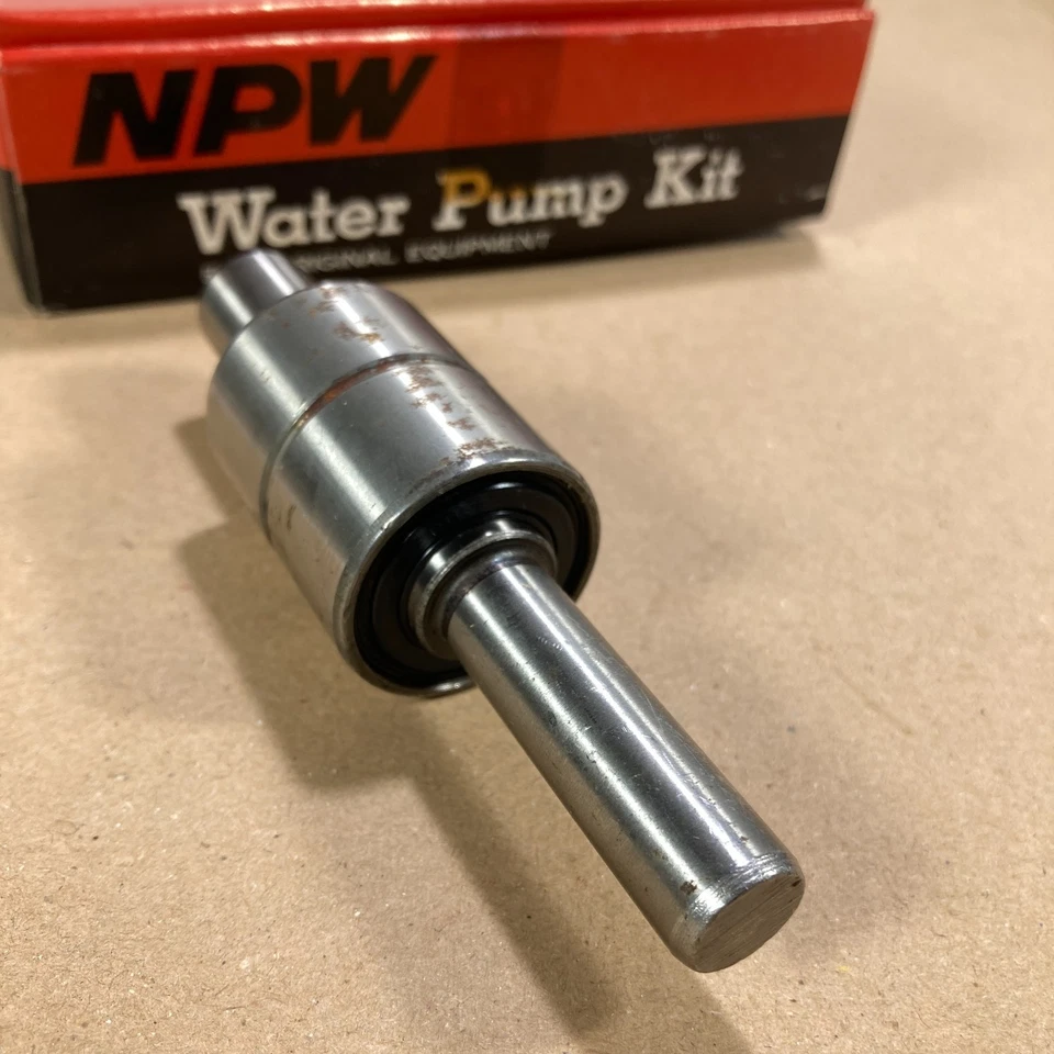 Kit de bomba de agua NPW Toyota Carina TA40 TA47 Celica TA40 04161-28010 NUEVO EN STOCK Japón Foto 4 de 4
