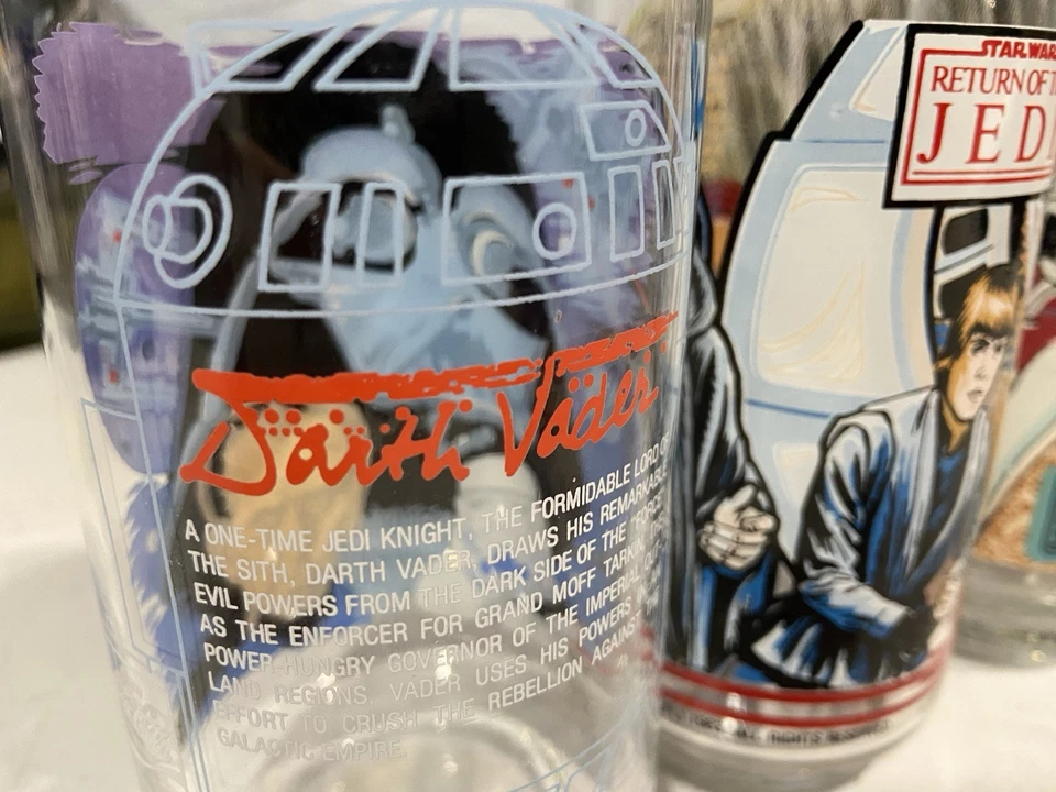 4 - 1980 y 1983 Star Wars Empire Strikes Back Return Of Jedi Burger King Gafas Foto 2 de 4