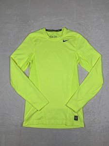 nike hyperwarm base layer