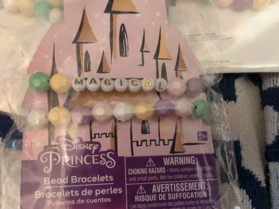 Pulseras de cuentas de joyería de fiesta de cumpleaños para niños de dibujos animados clásicas de princesas Disney Foto 3 de 4
