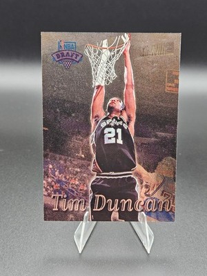 Tim Duncan - San Antonio Spurs 1997-98 Topps Stadium Club NBA Draft Rookie #201