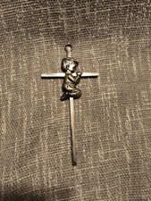 Nursery Cross Praying Boy 6  Children  s All Silver Plate Wall Hanging Baptism