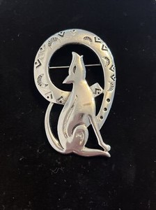 Howling Wolf Crescent Moon Spirit  Pin Brooch Jewelry Southwestern Southwest