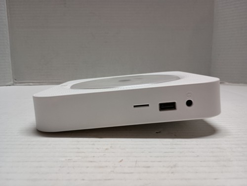 White Wall Mountable CD Player w/FM Radio USB MP3 Model No. KC-909 with Remote - Picture 7 of 12