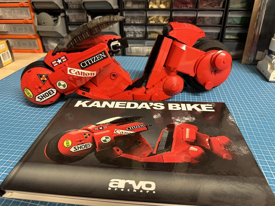 LEGO MOC - Arvo Brothers Kaneda’s Bike - Akira - Bild 4 von 4