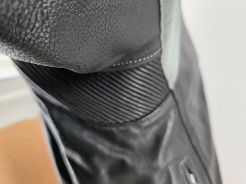 ALPINESTARS Motorcycle US Size 46 Leather Protective Armored Jacket Coat - Picture 9 of 15