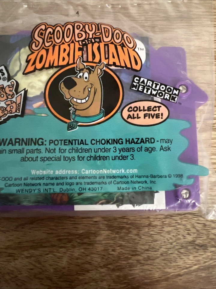 Scooby-Doo Zombie Island Ball In Laberinto Puzzle Wendy Niños Comida De Colección (1998) Juguete Foto 2 de 4