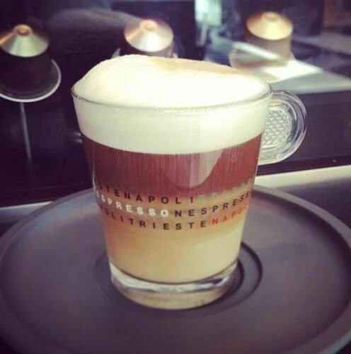 Tasses et soucoupes de table Nespresso en verre