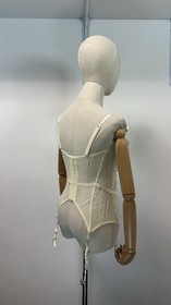 AGENT PROVOCATEUR RARE SEXY VINTAGE CREAM LOVE BASQUE CORSET SIZE 95E
