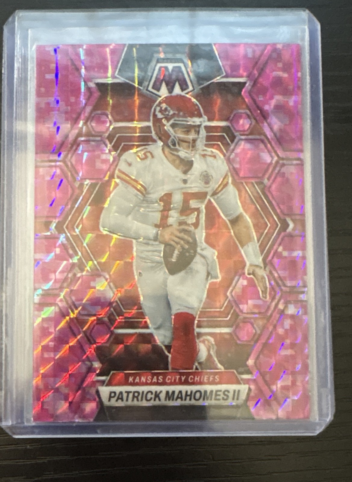 2023 Panini Mosaic - Patrick Mahomes II #109 Camo Pink Mosaic Prizm