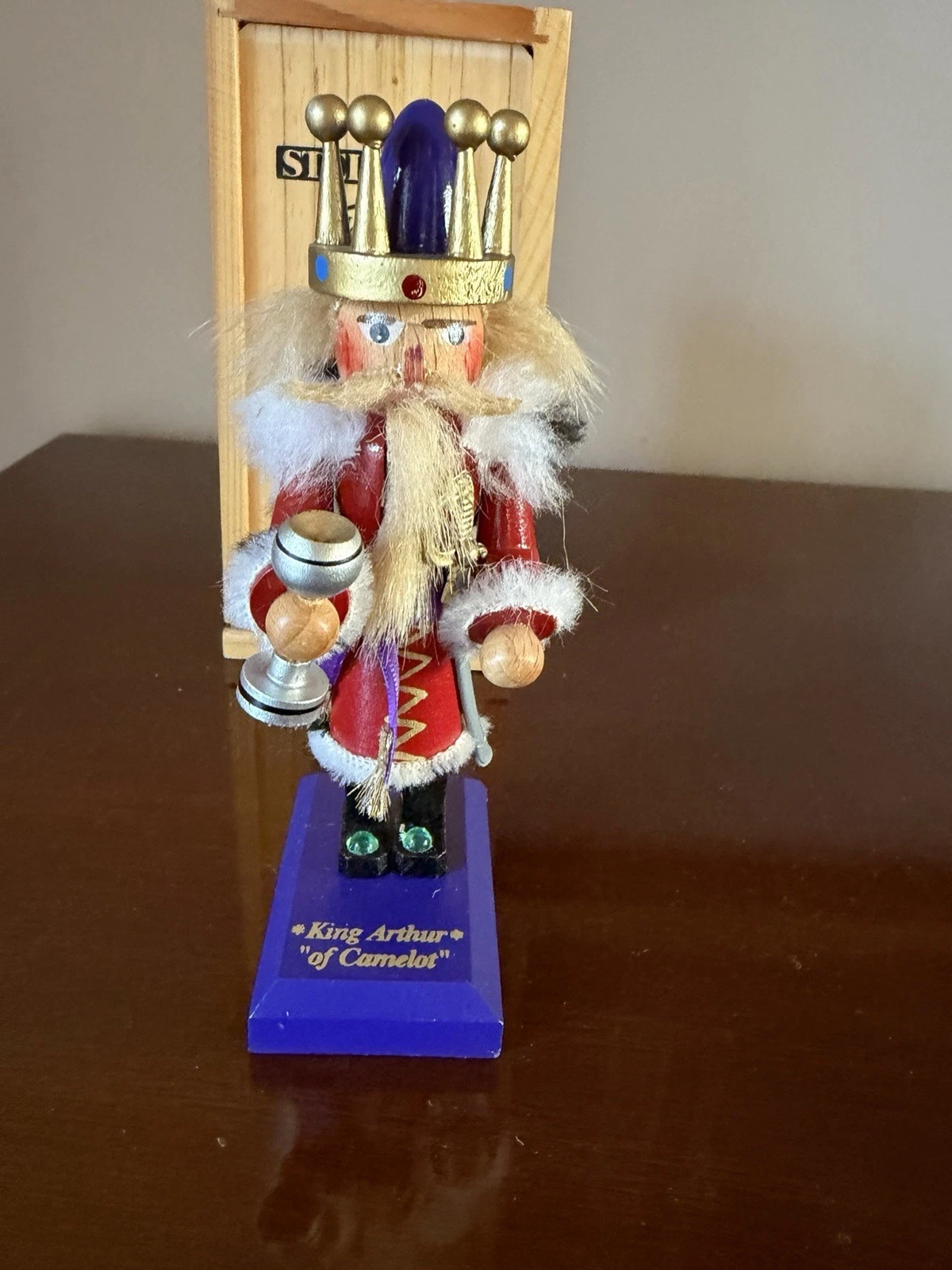 Steinbach King Arthur Nutcracker. KSA Collectibles, Hand Painted Wood, Germany