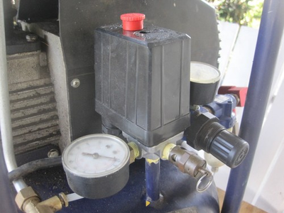 #ad Central Pneumatic Air Compressor Pressure Switch Control Valve 90 120 PSI 240V $14.99
