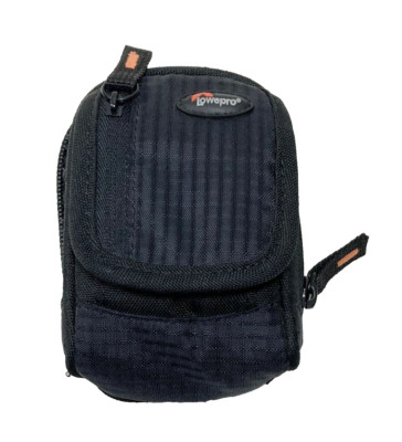 LOWEPRO BLACK DIGITAL CAMERA CASE, BELT LOOP, OUTSIDE POCKETS