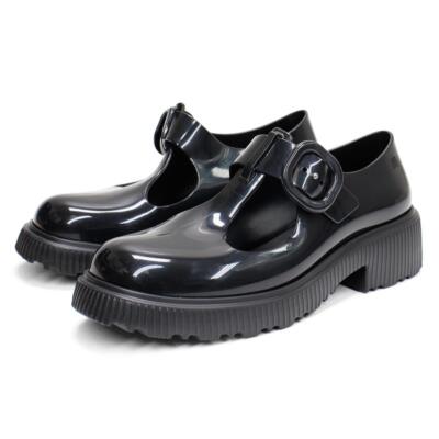 Melissa Women s Jackie Curvy Moccasin Shoe with Metal Pin Closure