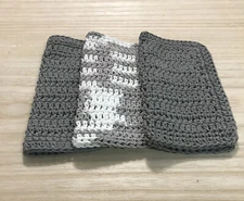 HANDMADE SET OF 3 CROCHET COTTON DISH CLOTHS OR WASH CLOTHS 8.5x8.5 INCHES *NEW*