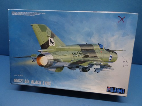 1/72 Fujimi (1992): MIG-21 bis " Black Lynx " ( 2 Decal Opti. )