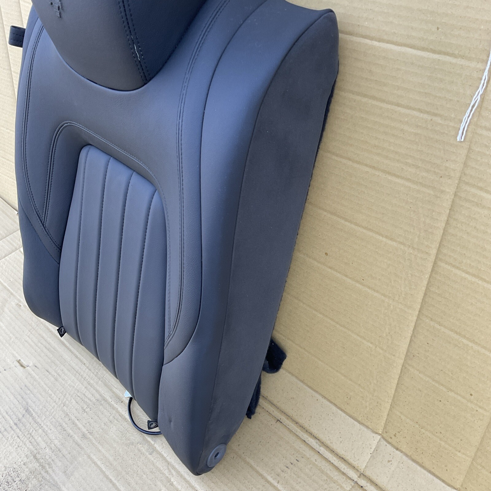 2014-2019 MASERATI QUATTROPORTE RIGHT PASSENGER REAR UPPER SEAT CUSHION OEM