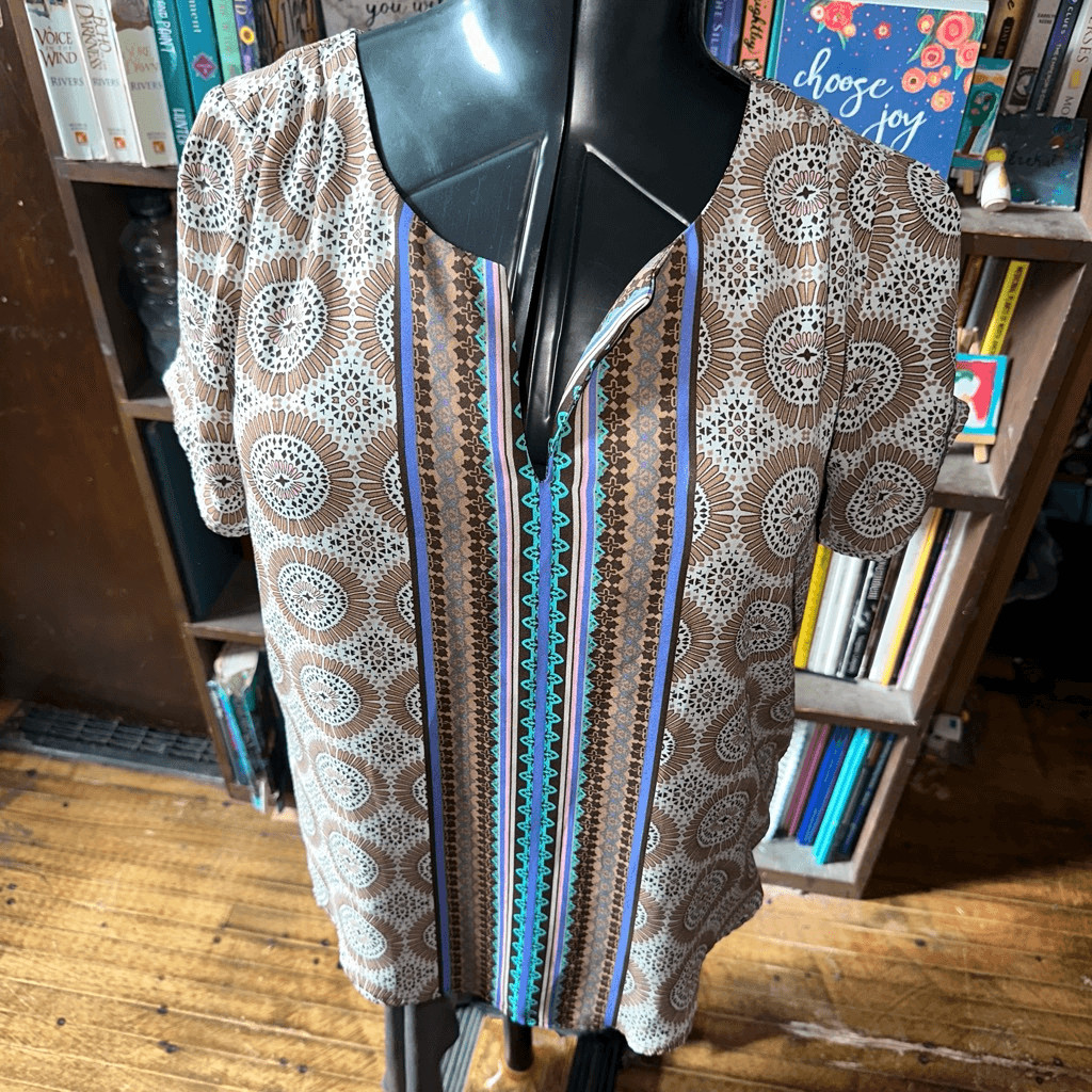 Daniel Rainn brown floral split neck peasant blou… - image 1