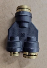 FREIGHTLINER CASCADIA AIR FITTING "Y " CONNECTOR 1/2 X3/8 X 1/4.   23-14401-003