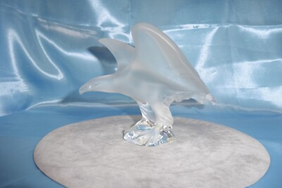 Vtg Lalique Aigle Royal Eagle Standing Sculpture Signed Paperweight Glass France