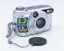 Toshiba PDR 3320 3.2MP Digital Camera - with 64MB Memory Card