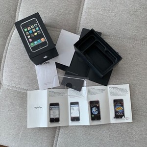 IPhone 2G Première Génération Avec Boîte D'Origine Complète - Non Activé, Occasion