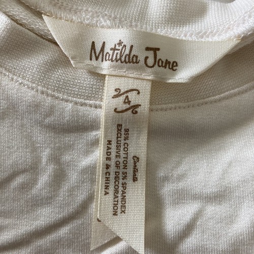 Matilda Jane girl size 4 short sleeve T-shirt Ivory flower detail - Picture 4 of 5