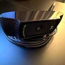 Logitech C920 1080p HD Webcam 30fps Built-In ...