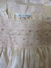 VTG Vanity Fair Women's Pink Short Sleeve Lace Embroidered Roses Nightgown XS