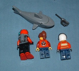 CITY, DEEP SEA EXPLORERS SET NO. 60093 - LEGO - 2015 - USED CONDITION