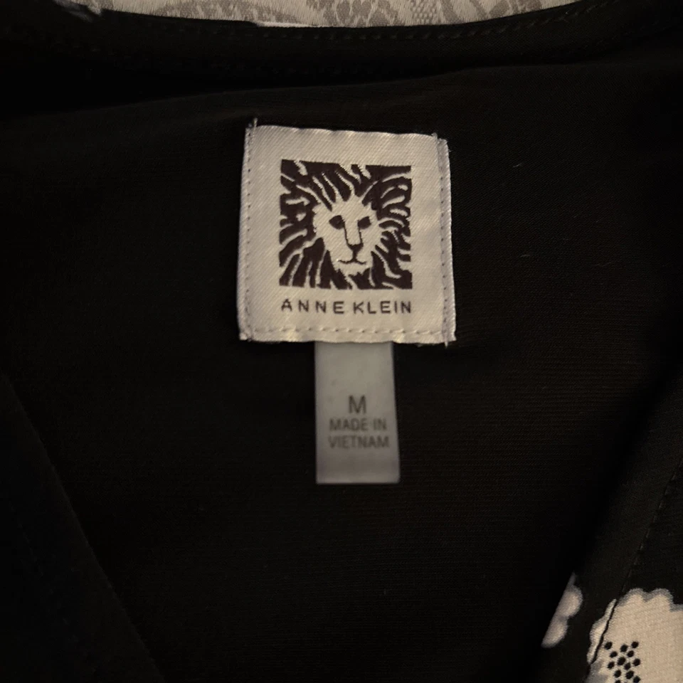 Blusa envolvente floral para mujer Anne Klein talla M Foto 3 de 4