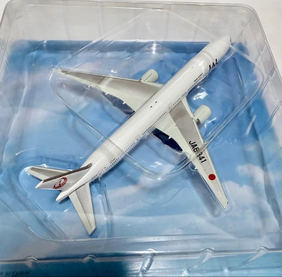 JAL Boeing 777-300 Modelo 1/400 Diecast Avión Coleccionable Sin Abrir RRK - Imagen 2 de 2