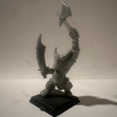 Warhammer Quest Classic Plastic Monopose Black Orc