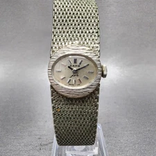 Rado Jade Watch Women 17mm Silver Dial Silver Tone Oval Manual Wind Runs