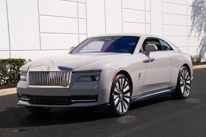 2024 Rolls-Royce Spectre 