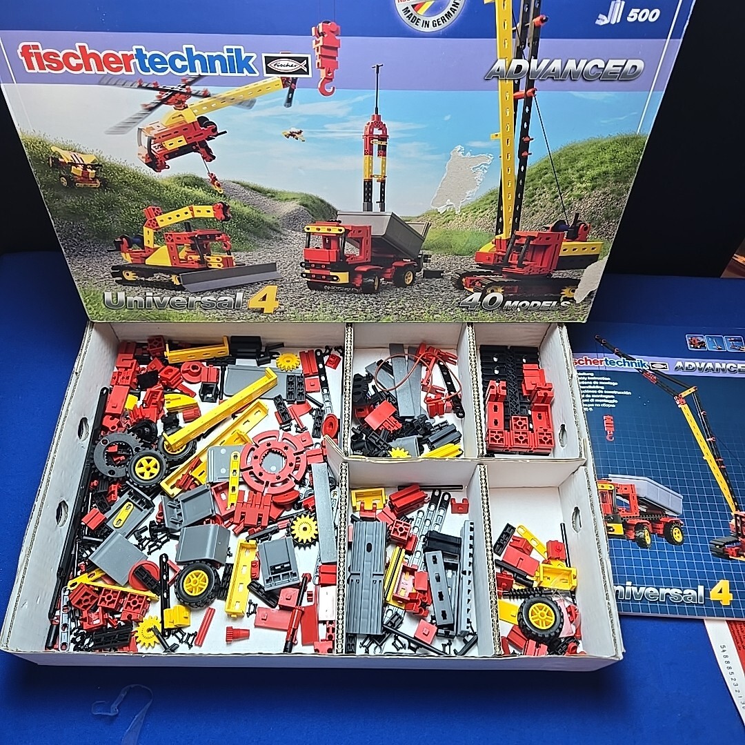 Fischertechnik Universal 4 Kit Di Costruzione 40 Modelli | Giocattolo Tecnico Per Bambini 7+ Anni, STEM, Gru Ed Elicotteri