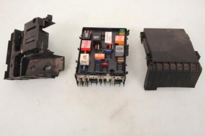Sicherungskasten 1K0937124H VW GOLF V 1K1 1.6L 102 PS Motorraum