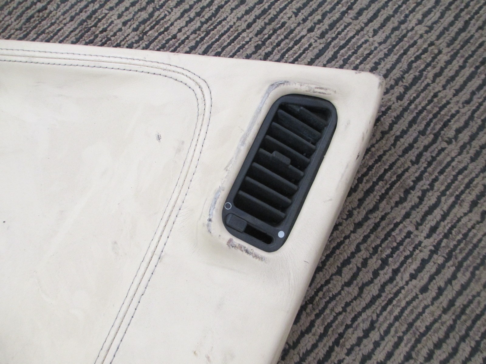 Ferrari 456 RH Door Panel - crema # 60763800