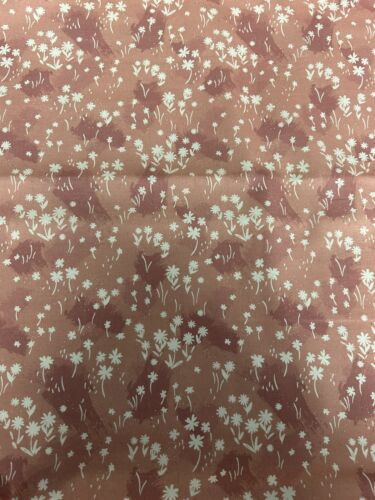 6.6 Metres Pink Flower Group 100% Cotton Fabric. - Picture 1 of 3