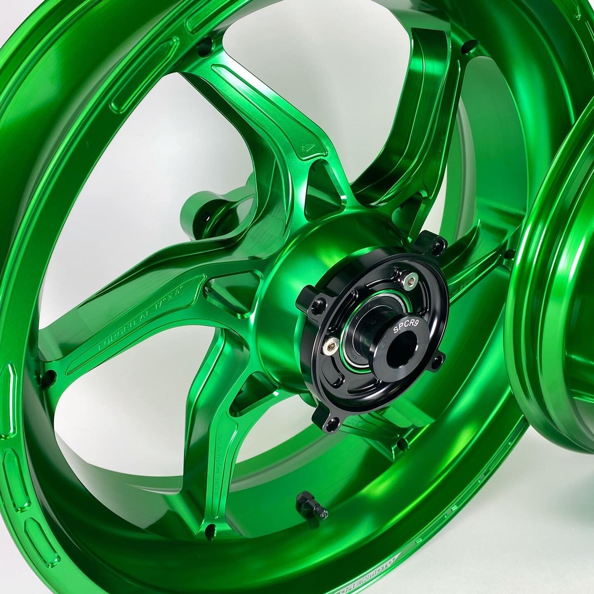 Winged．wheel 800 Core Moto Apex 6 wheels front & rear Kawasaki ninja ZX10R 2016