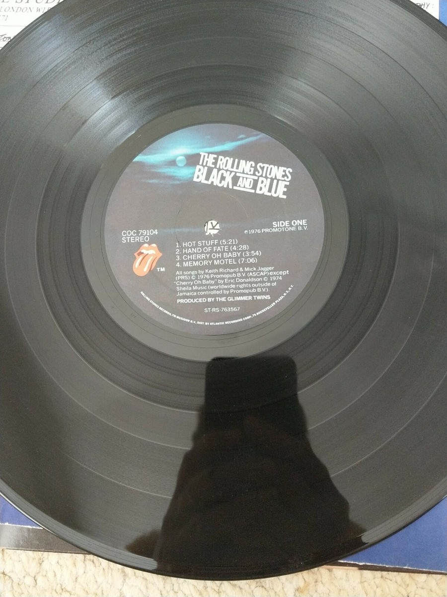 『ＢＬＡＣＫ ＡＮＤ ＢＬＵＥ／ＴＨＥ ＲＯＬＬＩＮ …』帯無・国内盤【中古ＬＰ The Rolling Stones = ローリング・ストーンズ – Black And Blue