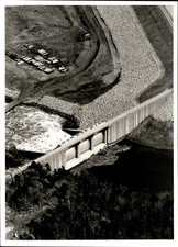 GA301 1979 Oversize Orig Photo SNAIL DARTER'S HURDLE TELLICO DAM TENNESSEE RIVER