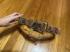 Beautiful Women  s Belt Floral With A Sparkle Detail made USA SM