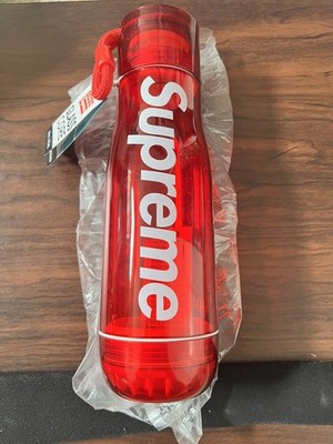 Supreme Zoku Glass Core 16 Oz. Water Bottle Red SS21 - Brand New