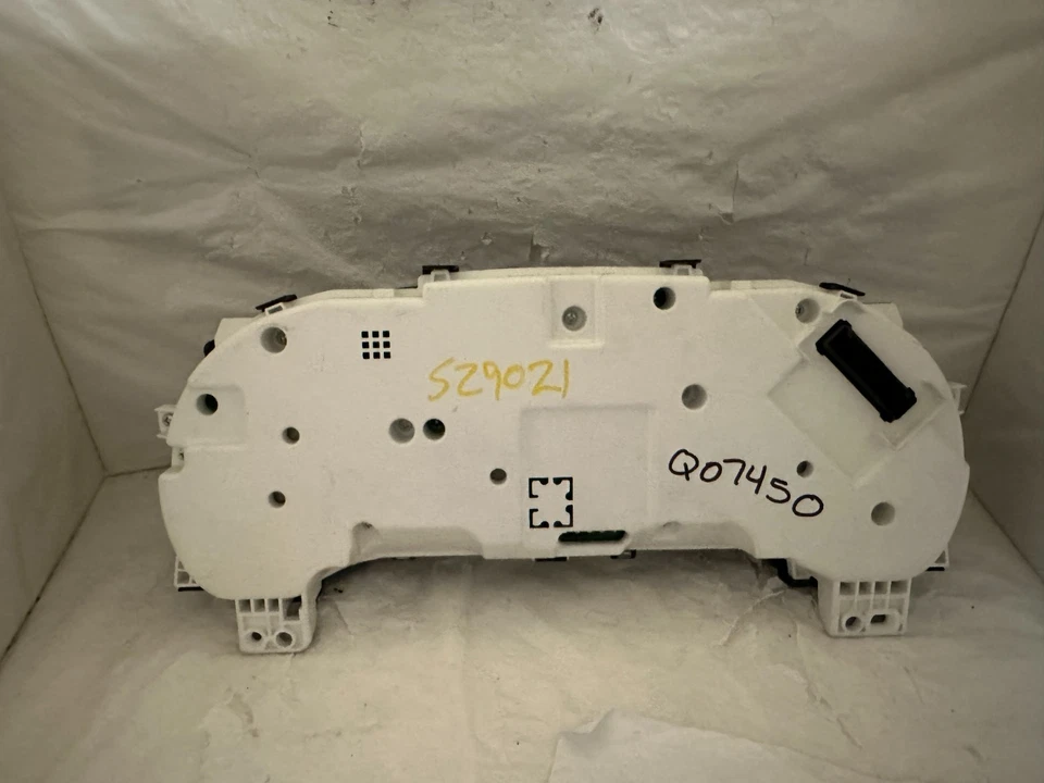 Cuadro de instrumentos velocímetro 2011-14 Toyota Sienna 6 cilindros 176.534 millas Foto 2 de 3